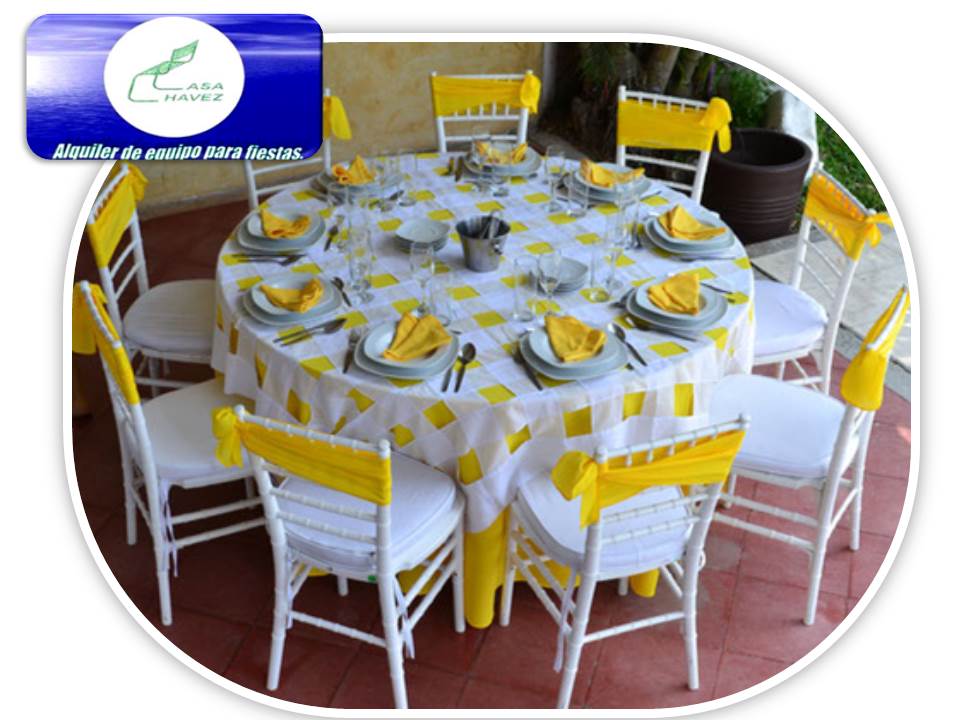Mesa redonda con cubre versalles