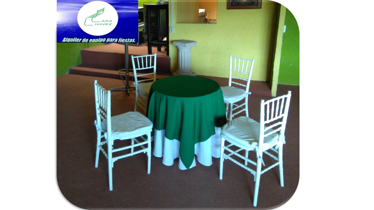 Mantel blanco con cubre largo verde bandera para mesa tipo bar y sillas tiffany